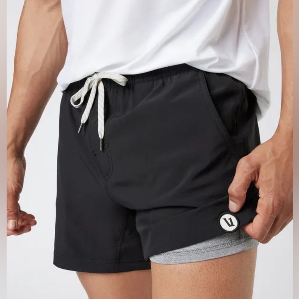 Vuori Men's Kore Shorts in Medium